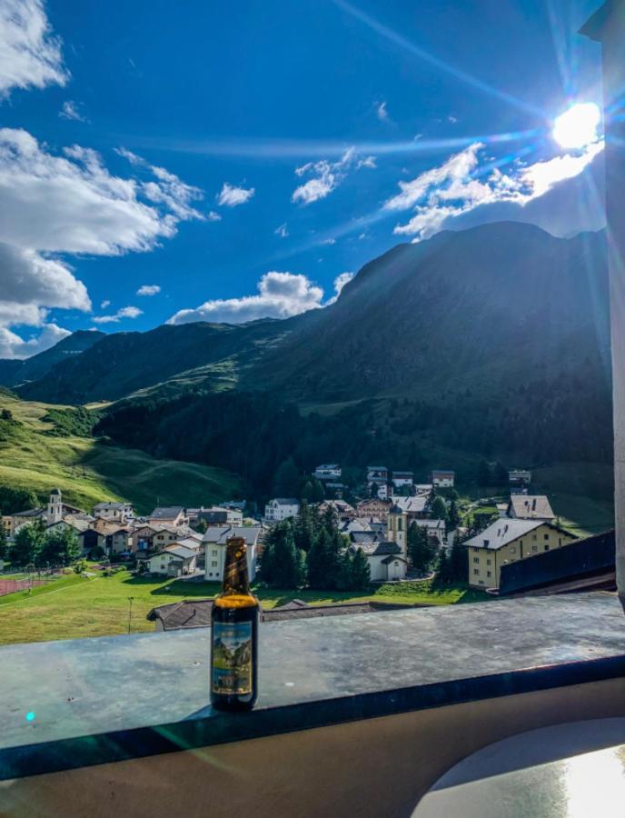 Ferienwohnung in den Bergen mit grosser Terrasse Bivio Exterior foto